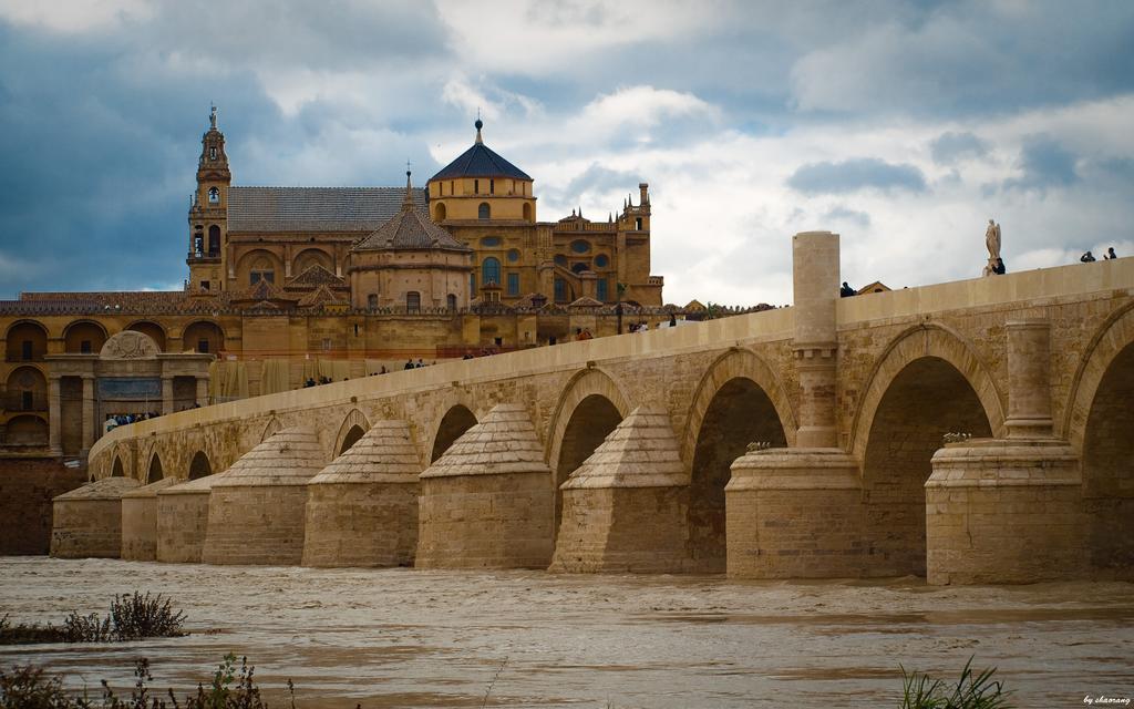 Apartaluz Centro Córdoba Arqueologico Balcon Quarto foto